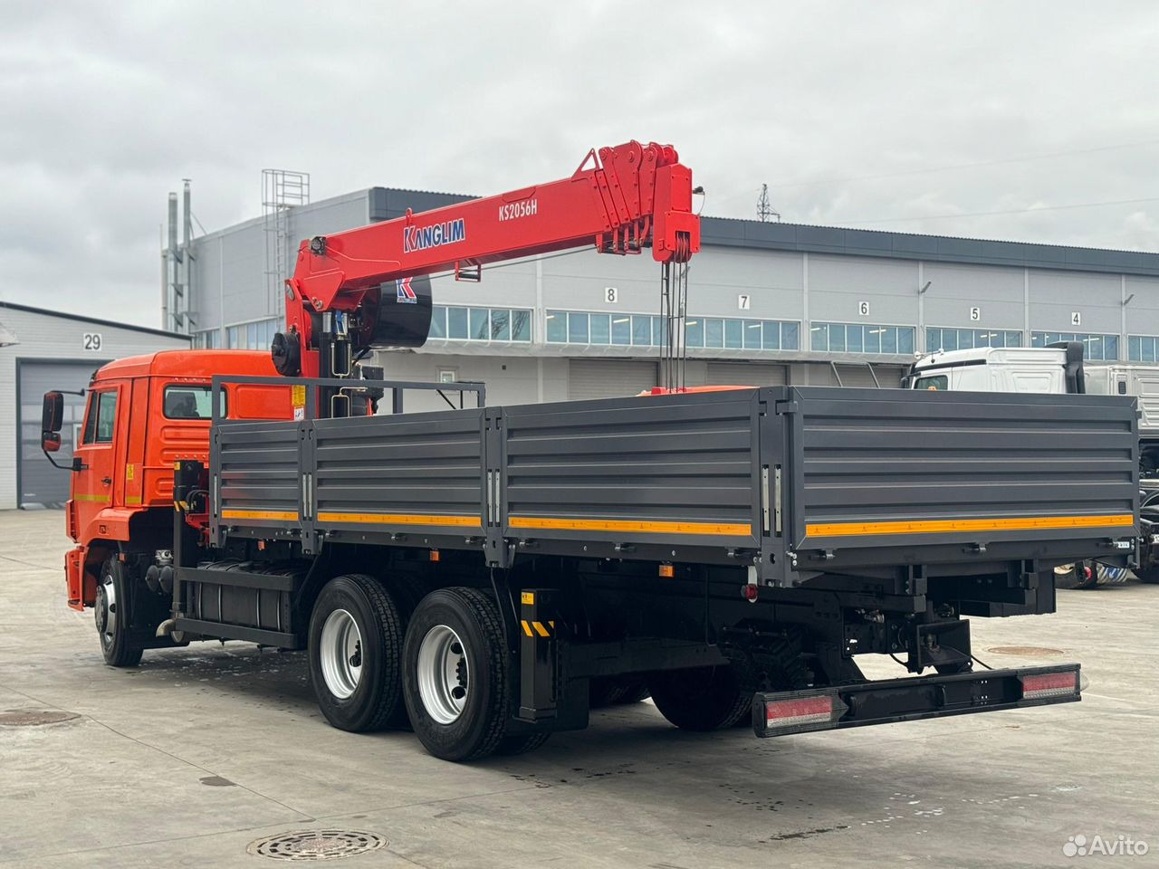 КАМАЗ 65115 - Podvozek s kabinou, Auto s hydraulickou rukou: obrázek 5 КАМАЗ 65115 - Podvozek s kabinou, Auto s hydraulickou rukou: obrázek 5