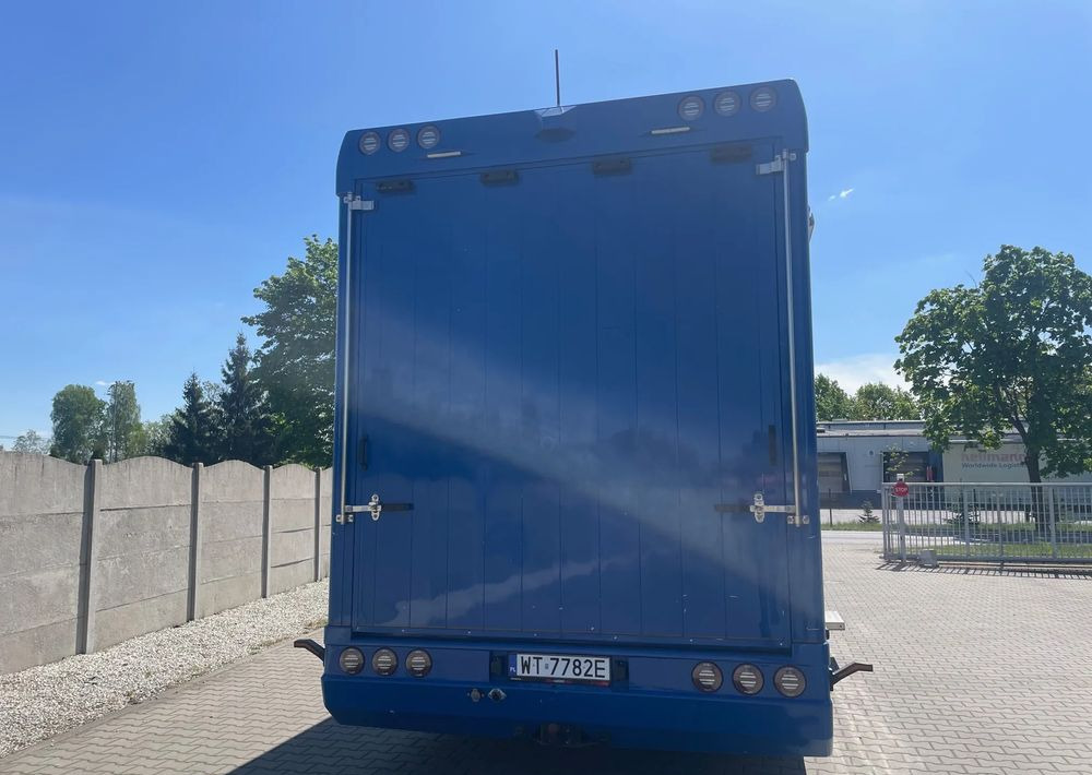 MAN TGL 12.250/ KONIOWÓZ- ROELOFSEN/ 4 KONIE/ - Auto na přepravu koní: obrázek 5 MAN TGL 12.250/ KONIOWÓZ- ROELOFSEN/ 4 KONIE/ - Auto na přepravu koní: obrázek 5