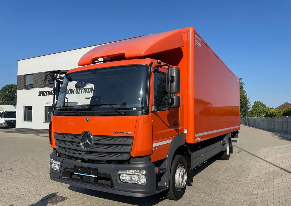 Mercedes-Benz ATEGO 1218 - Skříňový nákladní auto: obrázek 3 Mercedes-Benz ATEGO 1218 - Skříňový nákladní auto: obrázek 3