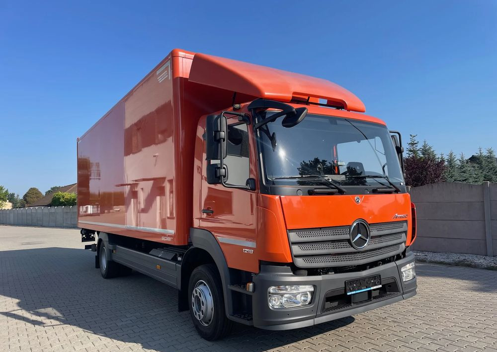 Mercedes-Benz ATEGO 1218 - Skříňový nákladní auto: obrázek 5 Mercedes-Benz ATEGO 1218 - Skříňový nákladní auto: obrázek 5