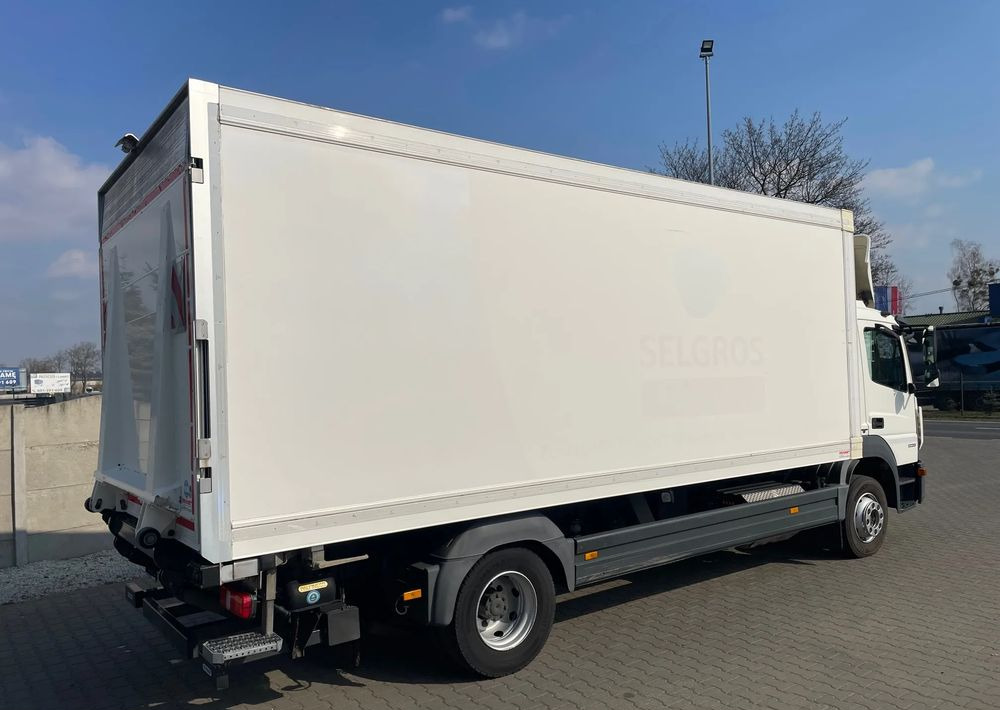 Mercedes-Benz ATEGO 1223/ CHŁODNIA/ 15 PALET - Chladírenský nákladní automobil: obrázek 5 Mercedes-Benz ATEGO 1223/ CHŁODNIA/ 15 PALET - Chladírenský nákladní automobil: obrázek 5