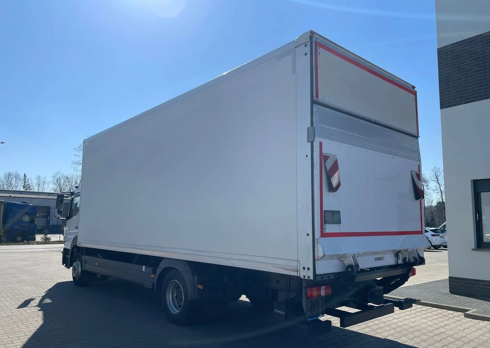 Mercedes-Benz ATEGO 1223 - Skříňový nákladní auto: obrázek 4 Mercedes-Benz ATEGO 1223 - Skříňový nákladní auto: obrázek 4