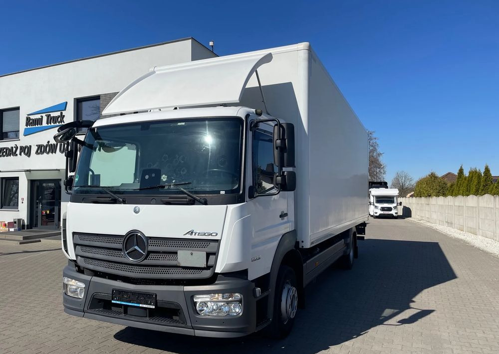 Mercedes-Benz ATEGO 1223 - Skříňový nákladní auto: obrázek 1 Mercedes-Benz ATEGO 1223 - Skříňový nákladní auto: obrázek 1