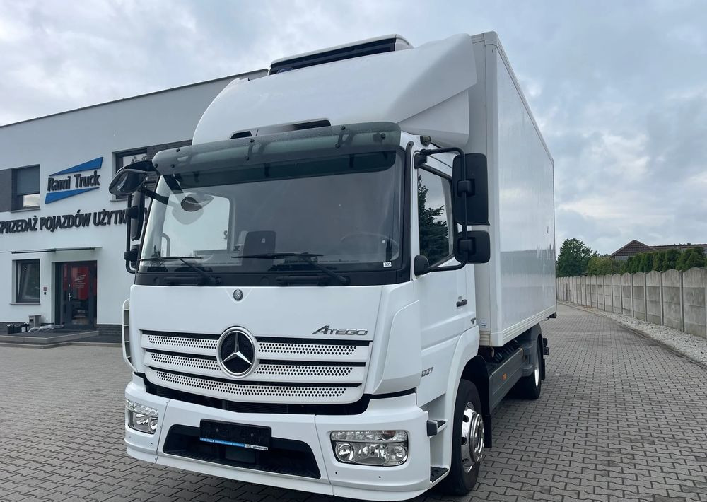 Mercedes-Benz ATEGO 1227 CHŁODNIA HAKOWA / HAKÓWKA - Chladírenský nákladní automobil: obrázek 1 Mercedes-Benz ATEGO 1227 CHŁODNIA HAKOWA / HAKÓWKA - Chladírenský nákladní automobil: obrázek 1