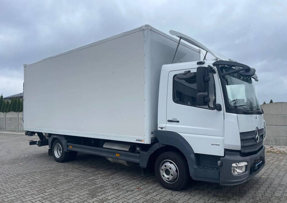 Mercedes-Benz ATEGO 816 DMC 8600 kg - Skříňový nákladní auto: obrázek 3 Mercedes-Benz ATEGO 816 DMC 8600 kg - Skříňový nákladní auto: obrázek 3