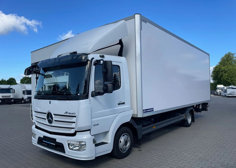 Mercedes-Benz ATEGO 818, IZOTERMA OGRZEWANA! - Skříňový nákladní auto: obrázek 2 Mercedes-Benz ATEGO 818, IZOTERMA OGRZEWANA! - Skříňový nákladní auto: obrázek 2