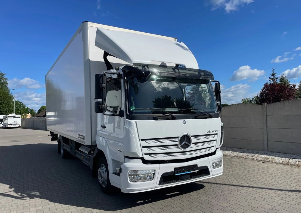 Mercedes-Benz ATEGO 818, IZOTERMA OGRZEWANA! - Skříňový nákladní auto: obrázek 4 Mercedes-Benz ATEGO 818, IZOTERMA OGRZEWANA! - Skříňový nákladní auto: obrázek 4