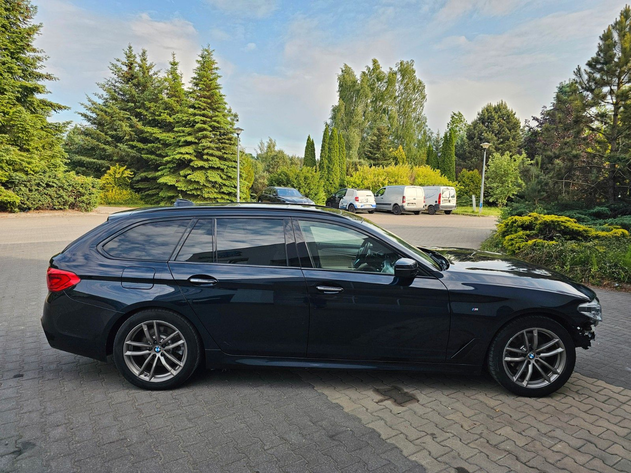 BMW 520 d M Packet Luftsitze Harman-K TOP Ausstatt. - Osobní auto: obrázek 5 BMW 520 d M Packet Luftsitze Harman-K TOP Ausstatt. - Osobní auto: obrázek 5