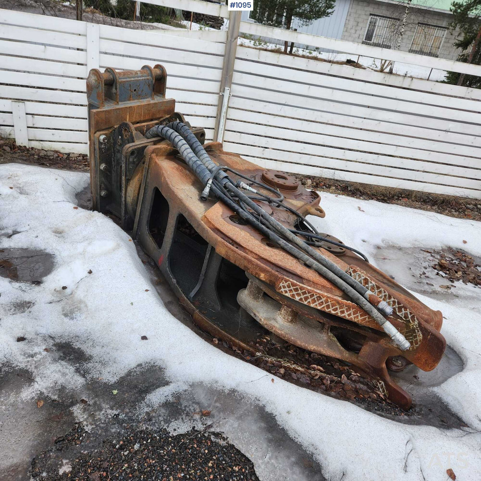 NPK Pulverizer - Demoliční nůžky pro Stavební technika: obrázek 1 NPK Pulverizer - Demoliční nůžky pro Stavební technika: obrázek 1