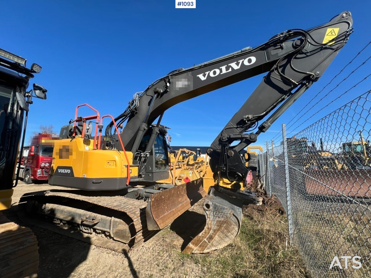 Volvo ECR 235 EL - Rýpadlo-nakladač: obrázek 3 Volvo ECR 235 EL - Rýpadlo-nakladač: obrázek 3