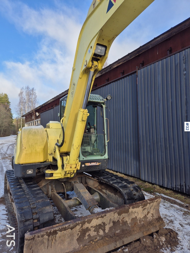 Yanmar SV100 - Pásové rýpadlo: obrázek 5 Yanmar SV100 - Pásové rýpadlo: obrázek 5