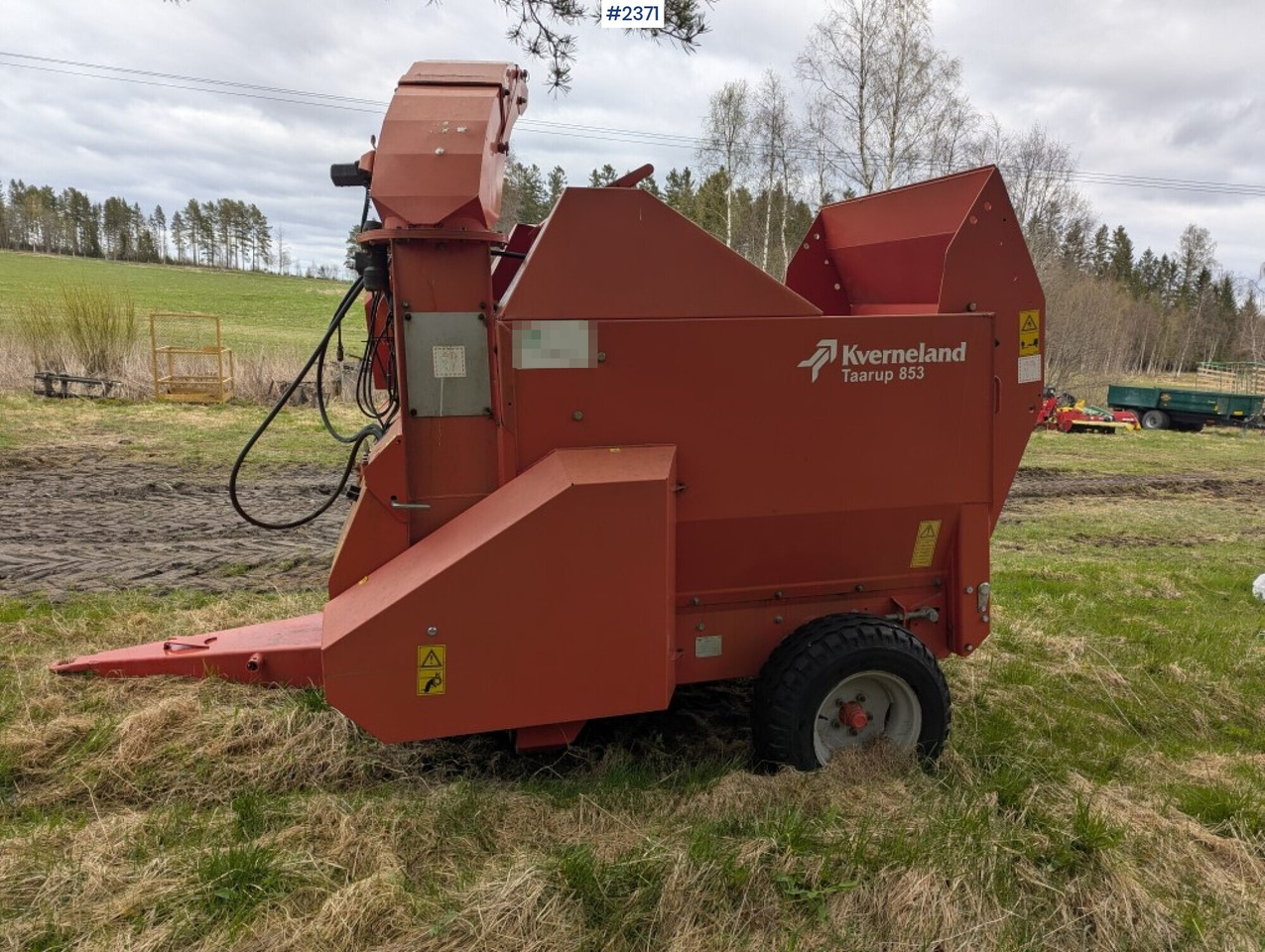 Bale cutter / Feed shredder Kverneland Taarup 853 - Stroj na sklizeň pícnin: obrázek 3 Bale cutter / Feed shredder Kverneland Taarup 853 - Stroj na sklizeň pícnin: obrázek 3