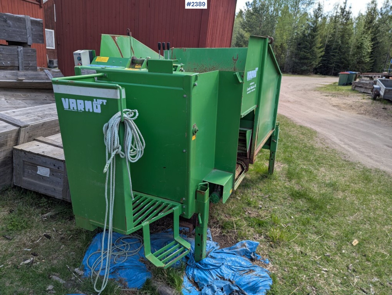 Bale shredder / Bale cutter Varmo Lift PPNL - Stroj na sklizeň pícnin: obrázek 5 Bale shredder / Bale cutter Varmo Lift PPNL - Stroj na sklizeň pícnin: obrázek 5
