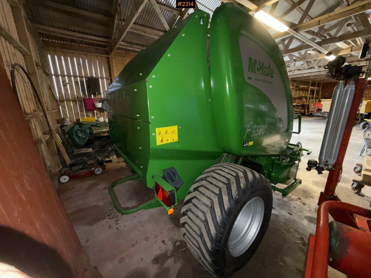 Baler McHale F5500 - Stroj na sklizeň pícnin: obrázek 4 Baler McHale F5500 - Stroj na sklizeň pícnin: obrázek 4