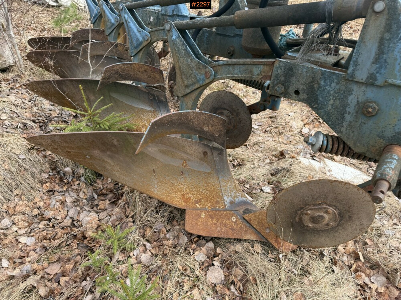 Brick Plough 4 furrow Överum C 487 - Stroj na obdělávání půdy: obrázek 1 Brick Plough 4 furrow Överum C 487 - Stroj na obdělávání půdy: obrázek 1