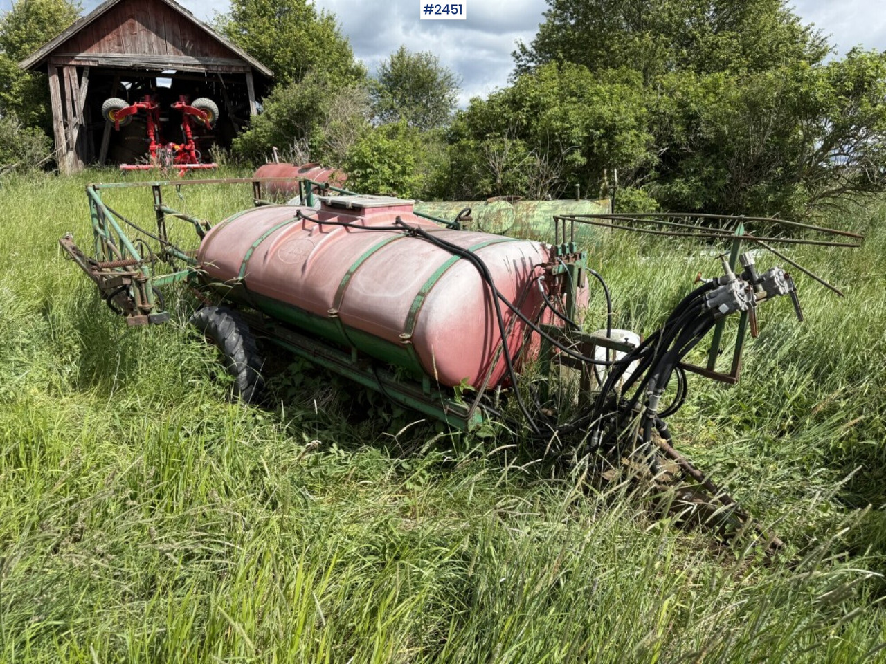 Crop protection sprayer Moteska 2000L 12m - Postřikovač: obrázek 1 Crop protection sprayer Moteska 2000L 12m - Postřikovač: obrázek 1
