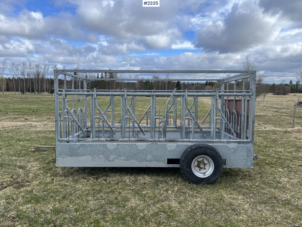 Kellfri Animal transport/feeder wagon - Přívěs na přepravu zvířat: obrázek 3 Kellfri Animal transport/feeder wagon - Přívěs na přepravu zvířat: obrázek 3