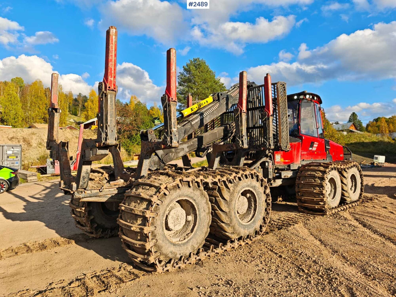 Komatsu 895 Forwarder (VIDEO) - Vyvážecí souprava: obrázek 3 Komatsu 895 Forwarder (VIDEO) - Vyvážecí souprava: obrázek 3
