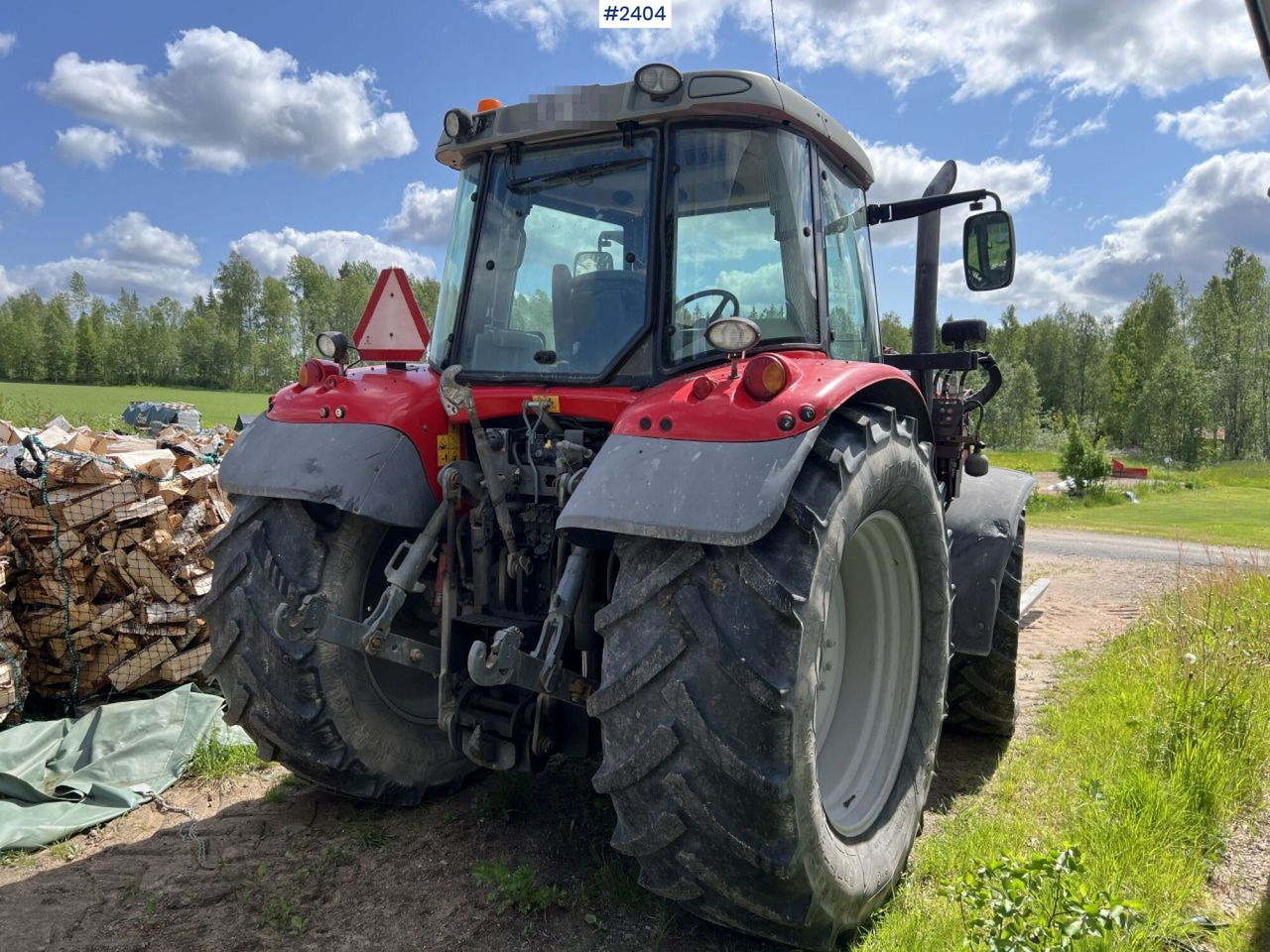 Massey Fergusson MF 6455 - Traktor: obrázek 4 Massey Fergusson MF 6455 - Traktor: obrázek 4