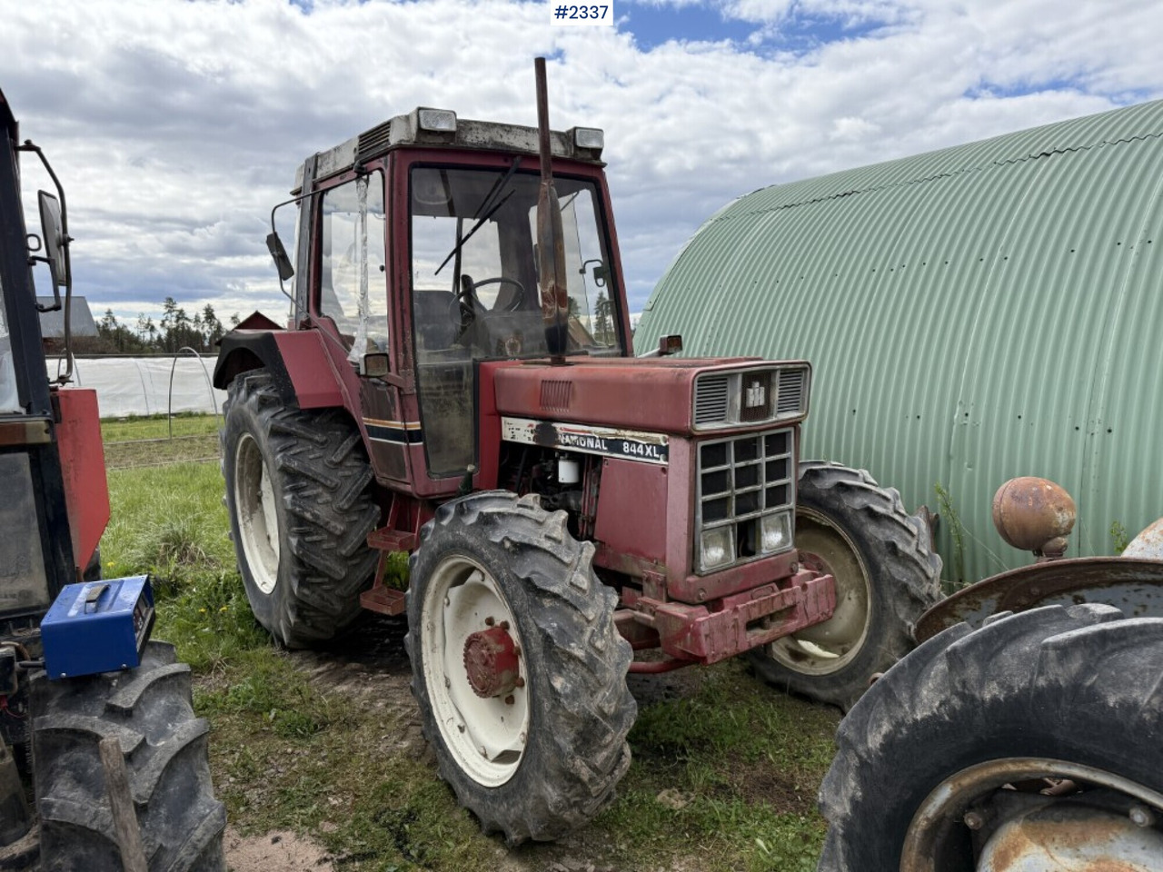 Tractor, International 844 AXL, Repair object - Traktor: obrázek 1 Tractor, International 844 AXL, Repair object - Traktor: obrázek 1