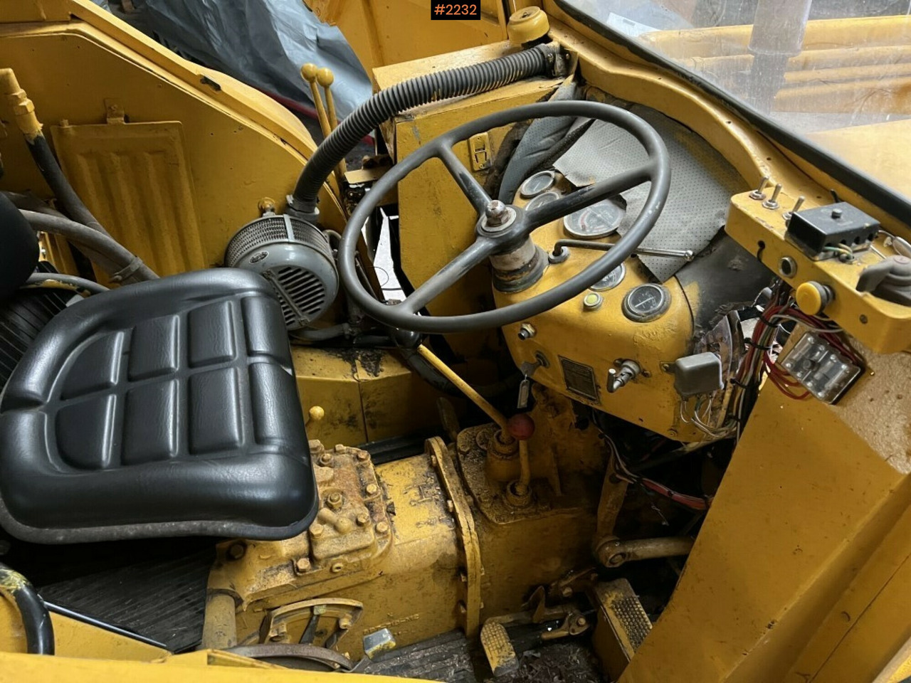 Tractor- MASSEY-FERGUSON 203 - Traktor: obrázek 5 Tractor- MASSEY-FERGUSON 203 - Traktor: obrázek 5