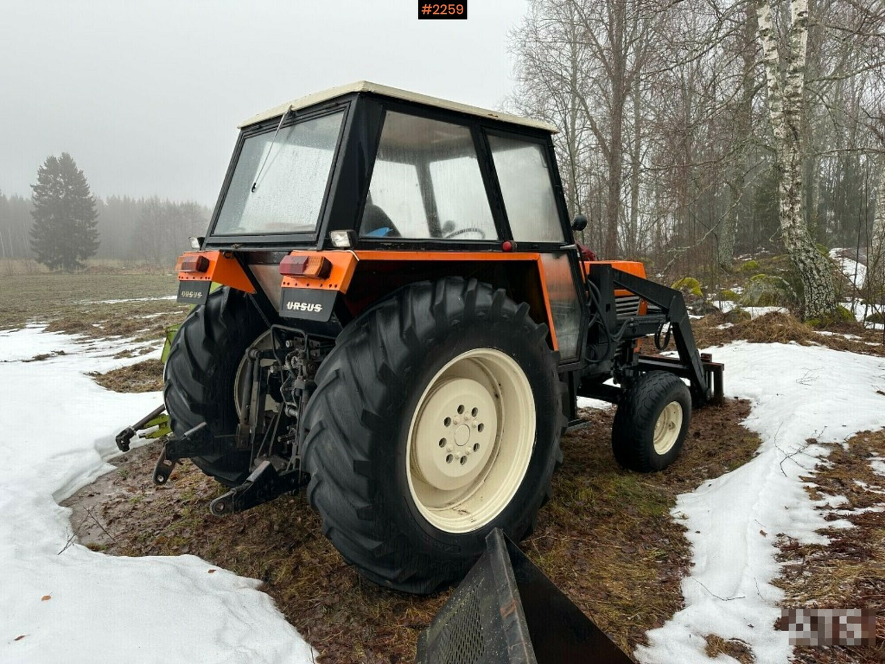 Tractor Ursus C385 Deluxe! with loader and implements - Traktor: obrázek 5 Tractor Ursus C385 Deluxe! with loader and implements - Traktor: obrázek 5