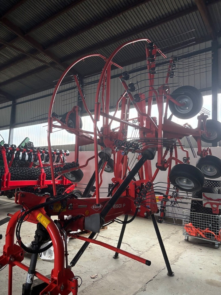 Kuhn GA6501 Schwader Kreiselschwader - Obraceč/ Shrnovač: obrázek 1 Kuhn GA6501 Schwader Kreiselschwader - Obraceč/ Shrnovač: obrázek 1