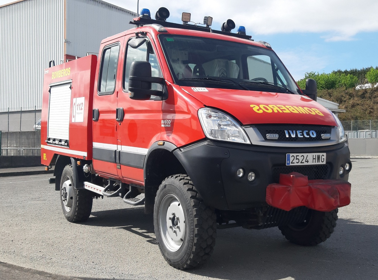 IVECO MAGIRUS DAILY 55S17W 4X4 - Hasičský vůz: obrázek 1 IVECO MAGIRUS DAILY 55S17W 4X4 - Hasičský vůz: obrázek 1