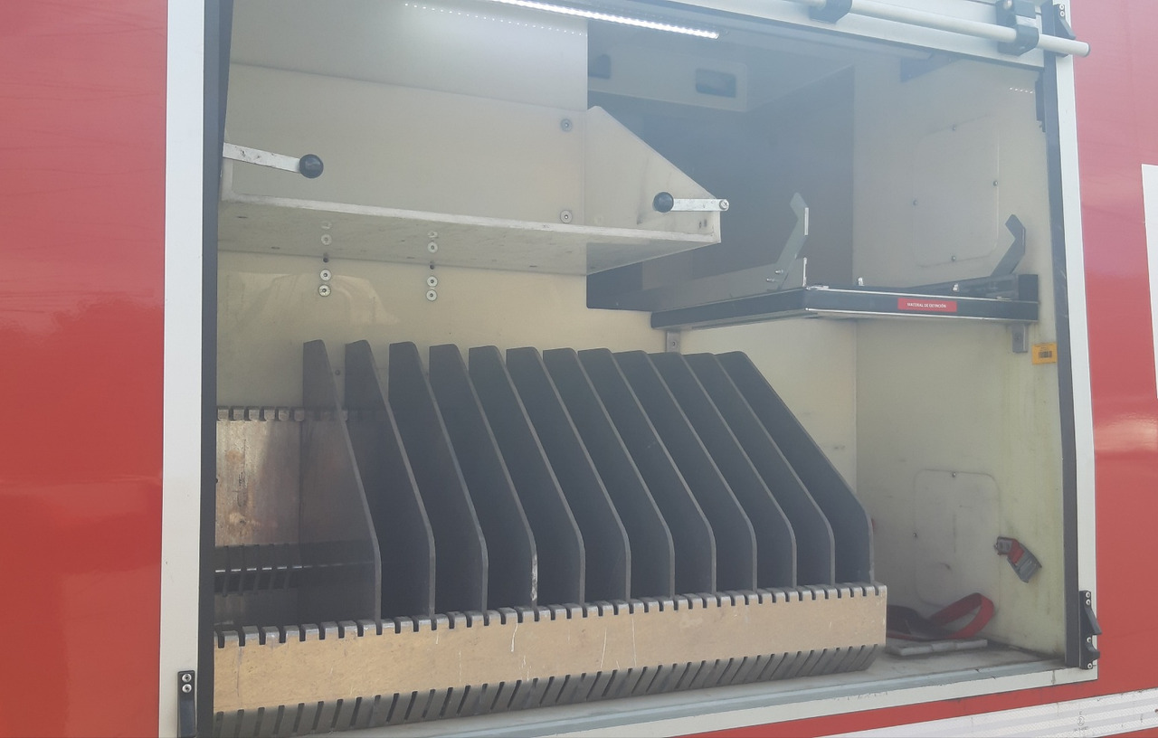 Hasičský vůz IVECO MAGIRUS DAILY 55S17W 4X4: obrázek 10 Hasičský vůz IVECO MAGIRUS DAILY 55S17W 4X4: obrázek 10