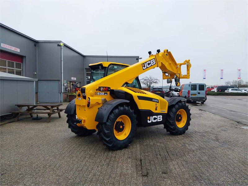 JCB 532-60 AGRI - Teleskopický manipulátor: obrázek 3 JCB 532-60 AGRI - Teleskopický manipulátor: obrázek 3