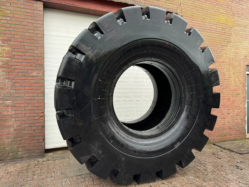 Diversen Liftguard L-5 45/65-45 HEAVY DUTY TIRE - Pneumatiky: obrázek 2 Diversen Liftguard L-5 45/65-45 HEAVY DUTY TIRE - Pneumatiky: obrázek 2