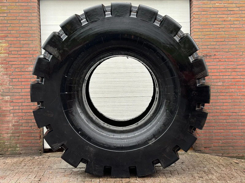 Diversen Liftguard L-5 45/65-45 HEAVY DUTY TIRE - Pneumatiky: obrázek 1 Diversen Liftguard L-5 45/65-45 HEAVY DUTY TIRE - Pneumatiky: obrázek 1