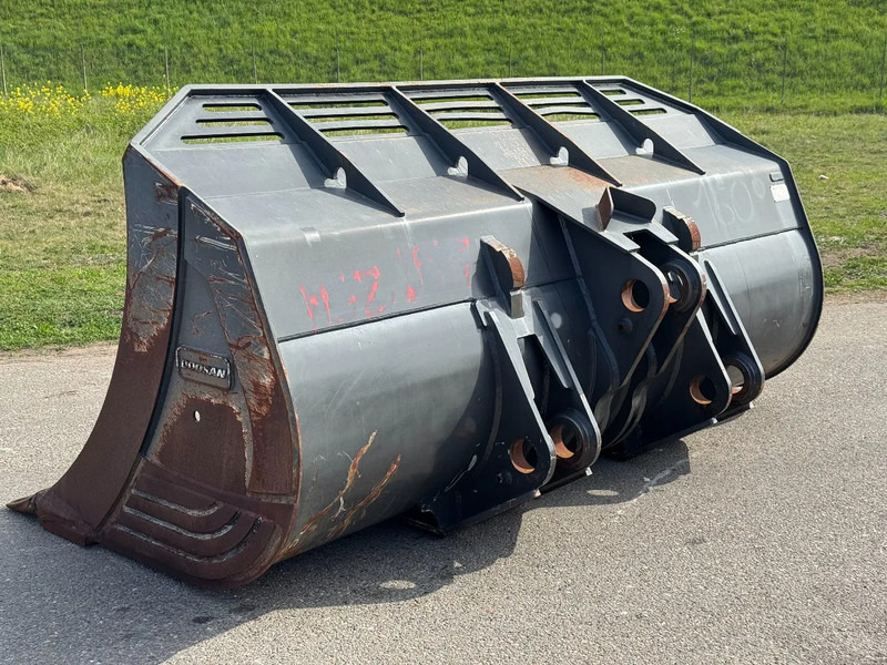 Doosan 230104-01475 DL 550-3 Rock Bucket - Lžíce na bagr pro Stavební technika: obrázek 2 Doosan 230104-01475 DL 550-3 Rock Bucket - Lžíce na bagr pro Stavební technika: obrázek 2
