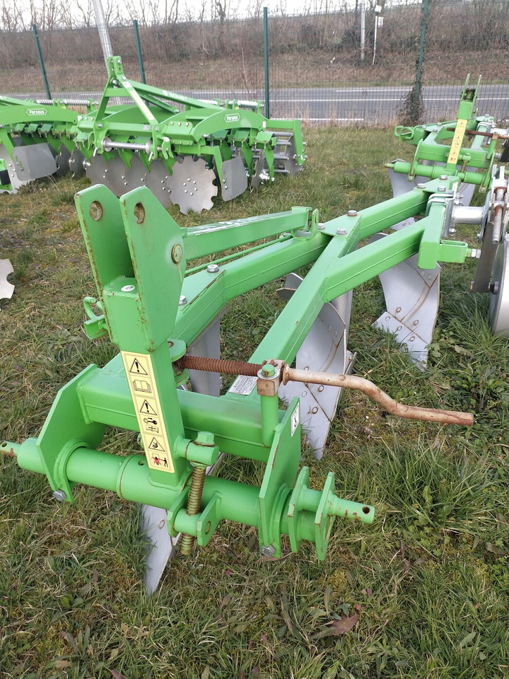 BOMET Charrue à Socs LYRA - Pluh: obrázek 2 BOMET Charrue à Socs LYRA - Pluh: obrázek 2