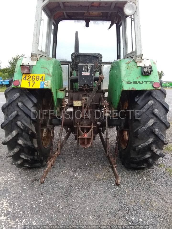 DEUTZ-FAHR TRACTEUR AGRICOLE 68-06 - Traktor: obrázek 3 DEUTZ-FAHR TRACTEUR AGRICOLE 68-06 - Traktor: obrázek 3