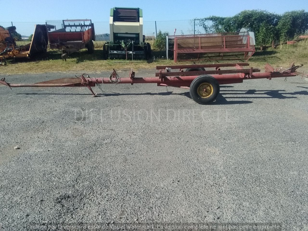 MASSEY FERGUSON CHARIOT DE COUPE 450 - Podvozek pro žací vály: obrázek 3 MASSEY FERGUSON CHARIOT DE COUPE 450 - Podvozek pro žací vály: obrázek 3