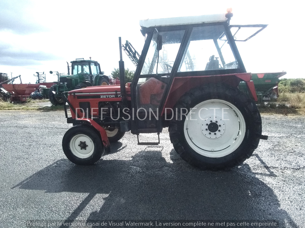 ZETOR TRACTEUR 70.11 - Traktor: obrázek 2 ZETOR TRACTEUR 70.11 - Traktor: obrázek 2