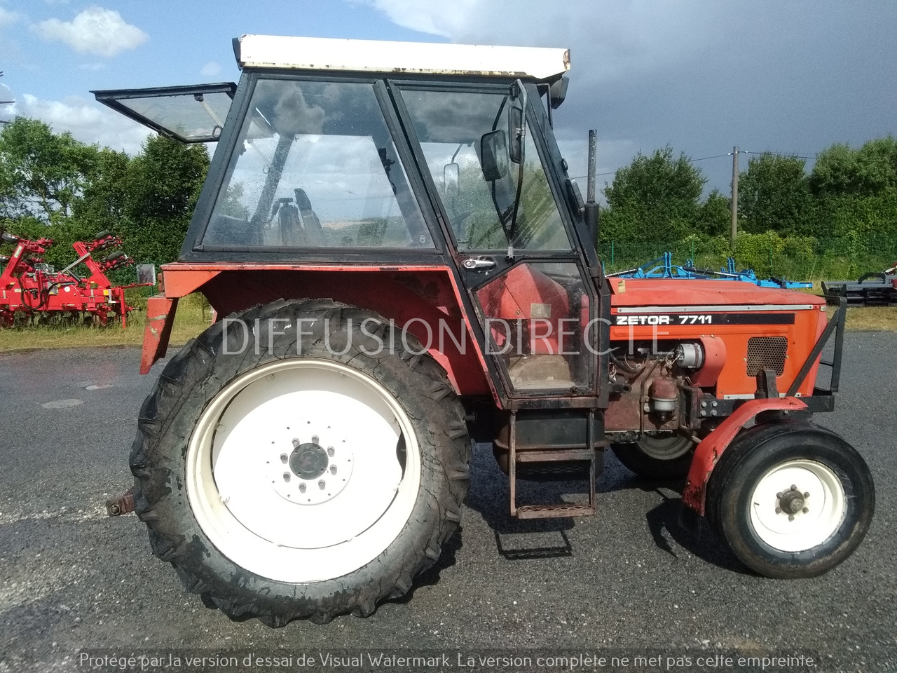 ZETOR TRACTEUR 70.11 - Traktor: obrázek 3 ZETOR TRACTEUR 70.11 - Traktor: obrázek 3