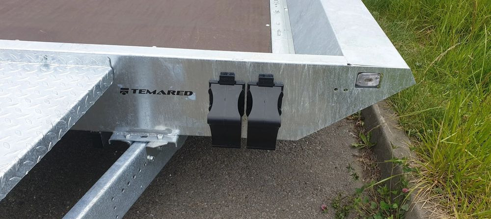 TEMARED BUILDER 3 4018 S 3 oś - Přívěs na přepravu automobilů: obrázek 4 TEMARED BUILDER 3 4018 S 3 oś - Přívěs na přepravu automobilů: obrázek 4