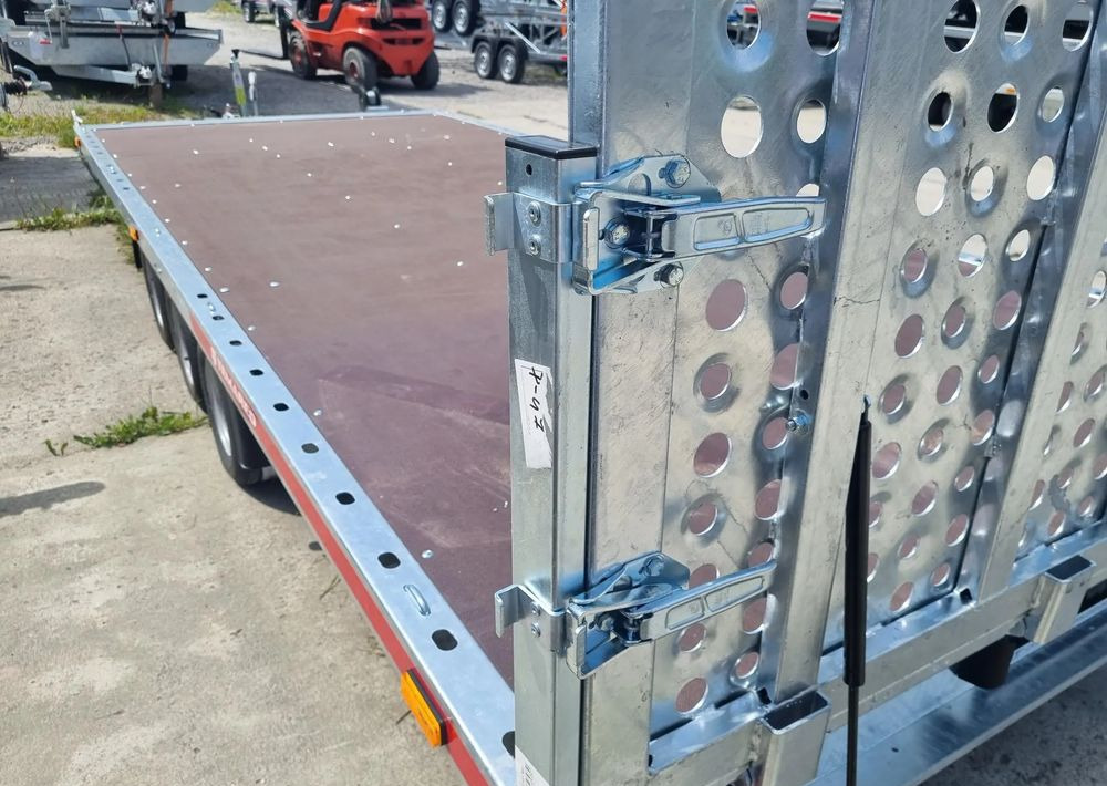 TEMARED UNIVERSAL 5121/3 3.5T R10C SKLEJKA - Přívěs na přepravu automobilů: obrázek 5 TEMARED UNIVERSAL 5121/3 3.5T R10C SKLEJKA - Přívěs na přepravu automobilů: obrázek 5
