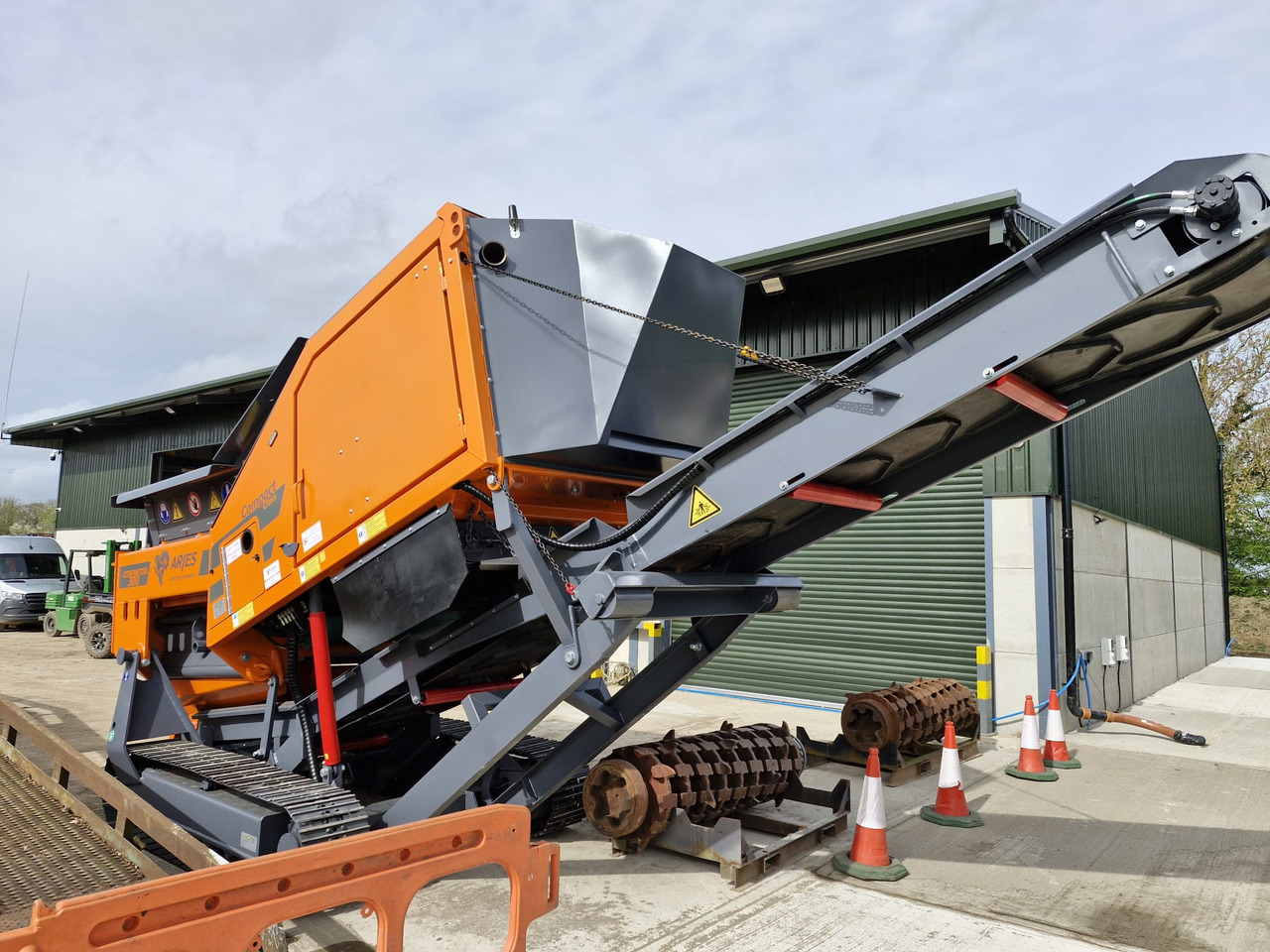 Arjes Compaktor 300 - Průmyslový drtič: obrázek 5 Arjes Compaktor 300 - Průmyslový drtič: obrázek 5