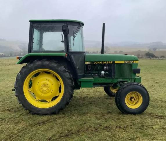 1988 John Deere 2650 2wd tractor - Traktor: obrázek 1 1988 John Deere 2650 2wd tractor - Traktor: obrázek 1