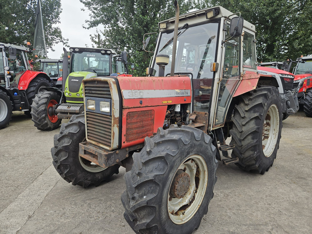 1991 390 4wd with loader brackets - Traktor: obrázek 2 1991 390 4wd with loader brackets - Traktor: obrázek 2
