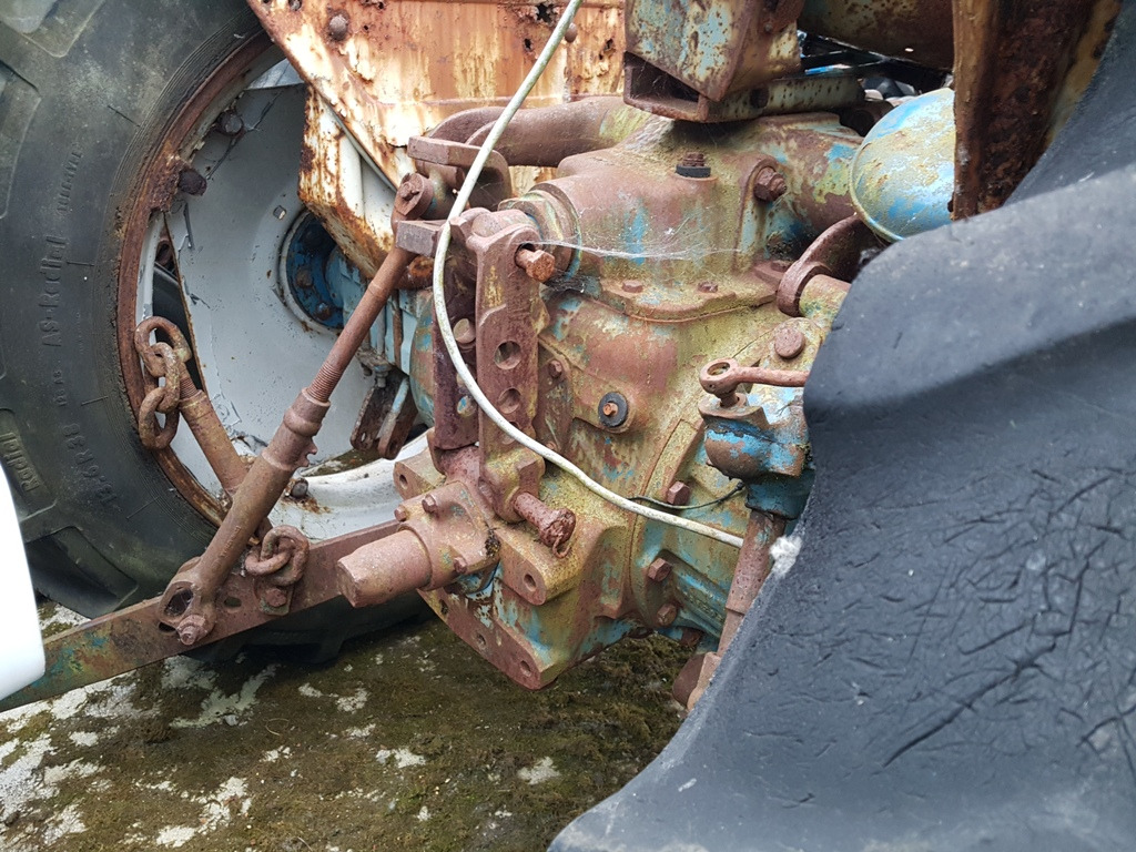 Ford 6610 - Traktor: obrázek 4 Ford 6610 - Traktor: obrázek 4