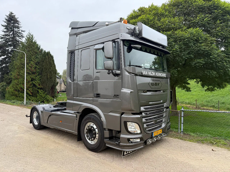 DAF XF 460 4x2 TOP Showtruck - Tahač: obrázek 5 DAF XF 460 4x2 TOP Showtruck - Tahač: obrázek 5
