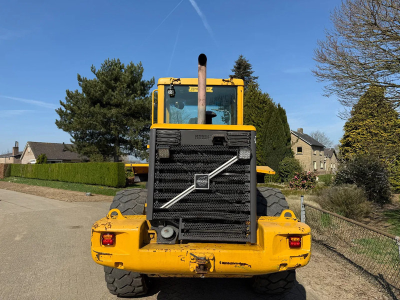 Volvo L70D - Kolový nakladač: obrázek 4 Volvo L70D - Kolový nakladač: obrázek 4