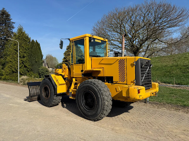 Volvo L70D - Kolový nakladač: obrázek 3 Volvo L70D - Kolový nakladač: obrázek 3