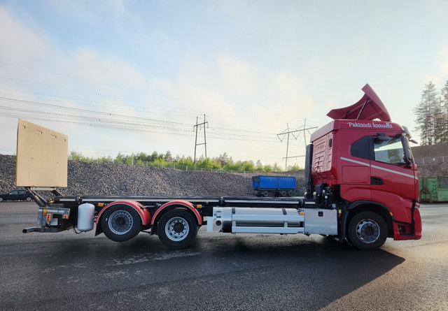 Iveco S-Way 6x2 LNG / LBG - Podvozek s kabinou: obrázek 5 Iveco S-Way 6x2 LNG / LBG - Podvozek s kabinou: obrázek 5