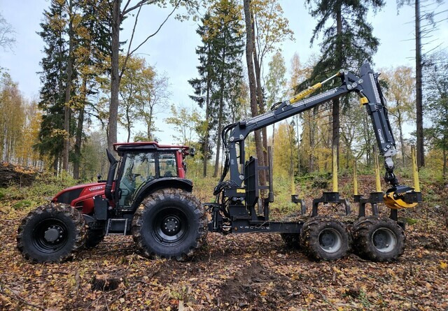 ValtraN123 + Kronos 140 4WDM + Cranab FC8 - Jiná technika: obrázek 2 ValtraN123 + Kronos 140 4WDM + Cranab FC8 - Jiná technika: obrázek 2