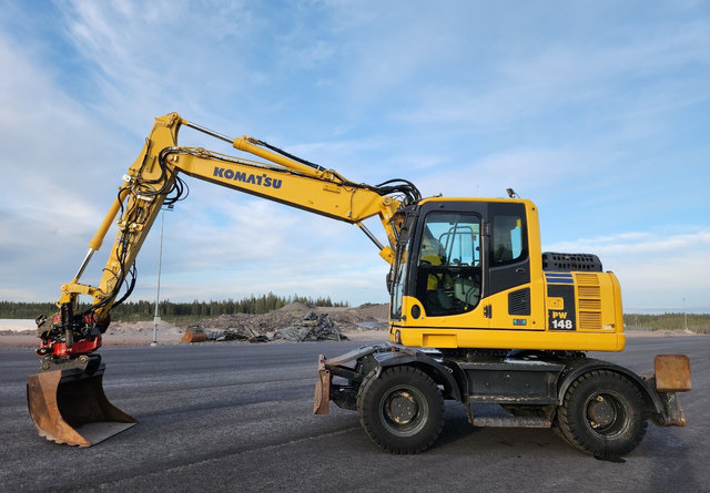 KOMATSU Komatsu PW148-8 Rototilt R6 - Kolesové rýpadlo: obrázek 2 KOMATSU Komatsu PW148-8 Rototilt R6 - Kolesové rýpadlo: obrázek 2
